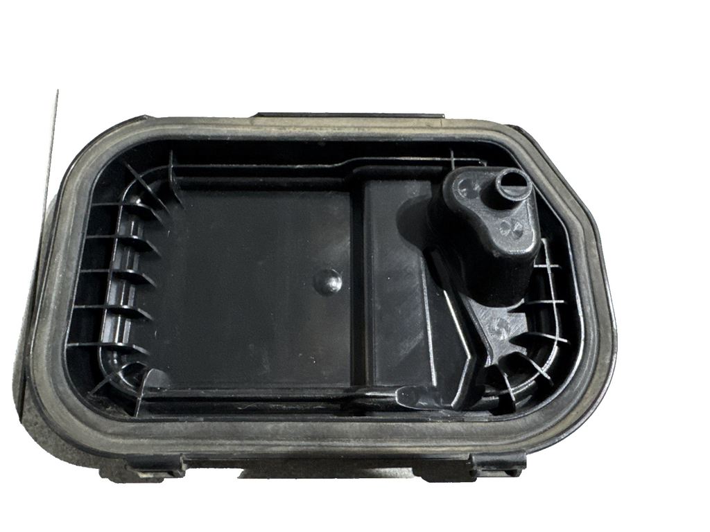 Audi A6 S6 C6 4F 2006 Right Driver Headlight Headlamp Dust Cover Cap 16016400