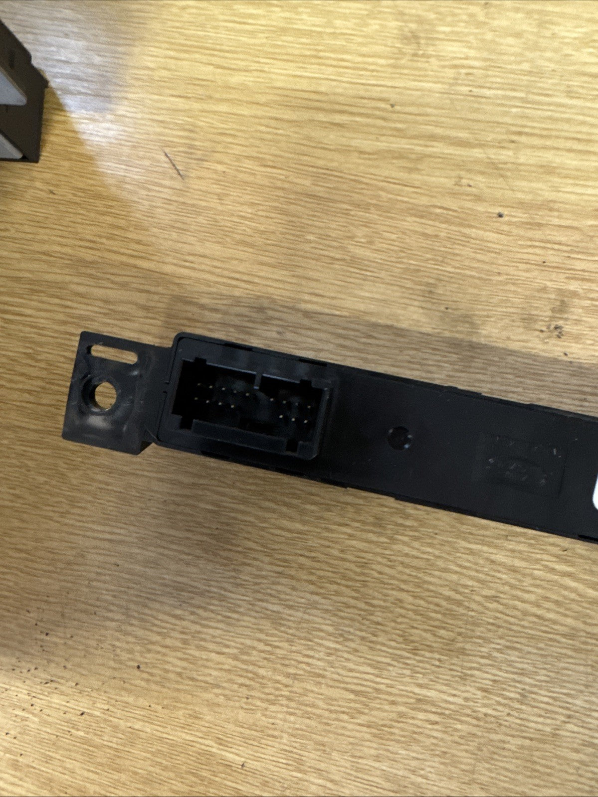 2005-09 LAND ROVER DISCOVERY 3 HAZARD SWITCH YUL500410WUX