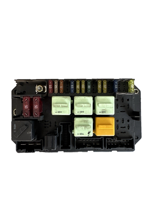2003 RANGE ROVER VOGUE L322 REAR FUSE BOX YQE000350 A303