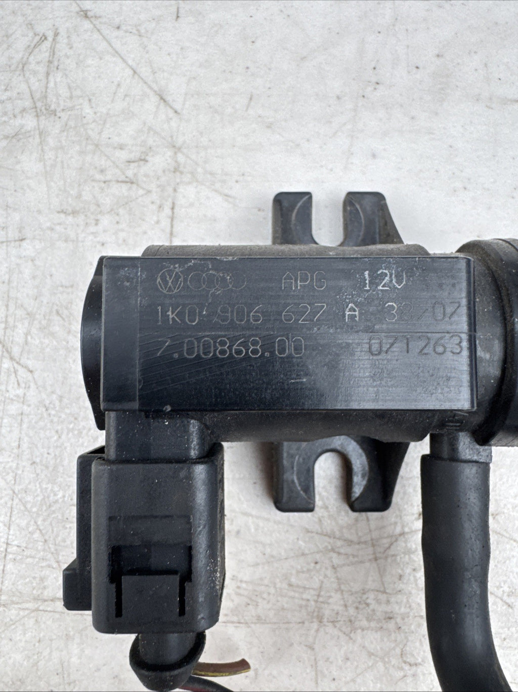 VOLKSWAGEN PASSAT B7 2.0 TDI TURBO PRESSURE VALVE UNIT 1K0906627B 2010 - 2014