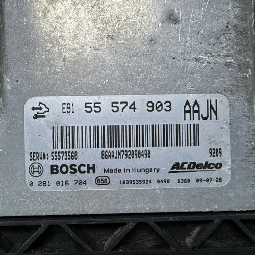 0281016704 Vauxhall Insignia 2.0 Diesel Engine Control Unit ECU 55574903 AAJN