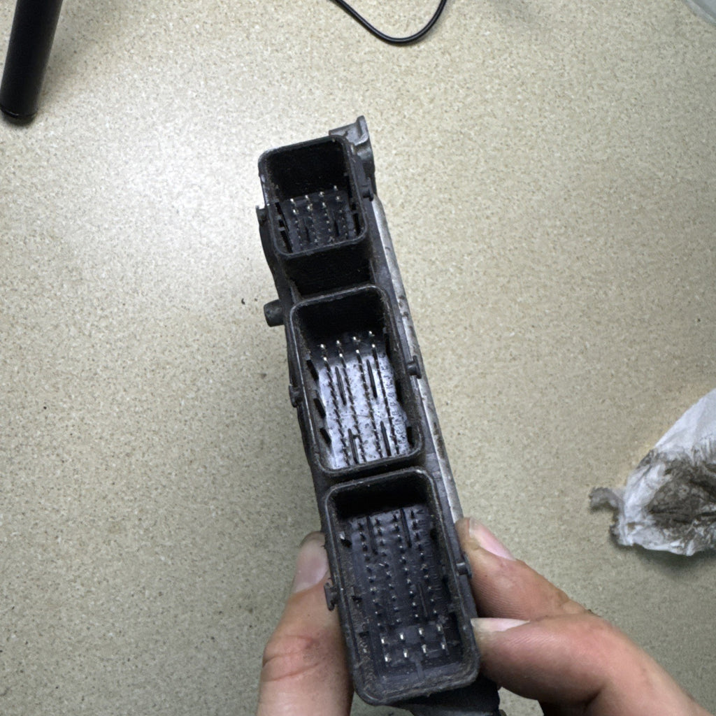 PEUGEOT 508 SW ACTIVE 10-14 ENGINE CONTROL UNIT (ECU) 9666375980