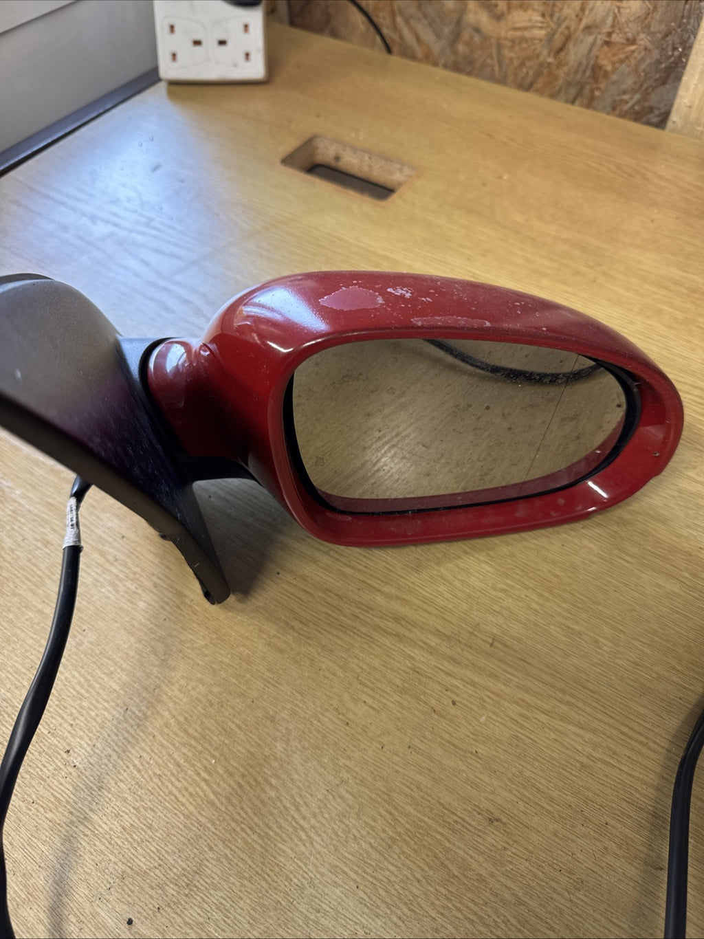 2004 VW GOLF 1.6 SE FSI 5DR MK5 DRIVERS WING MIRROR ELECTRIC RED 1K2857502