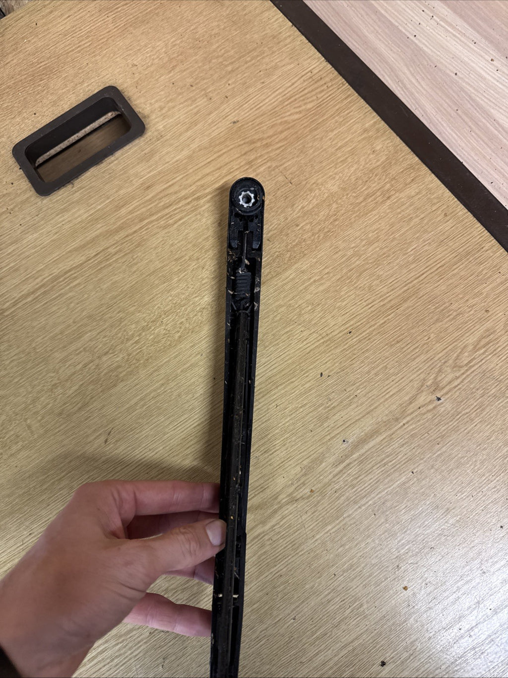 MAZDA CX-5 WIPER ARM Mk2 (KF)  PART NUMBER DKB500720 - REAR (*) 5 Door Estate 17
