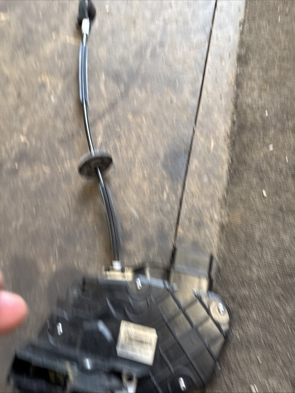 Land Rover Discovery  Range Rover Sport Offside Driver Front Door Lock FQJ000207