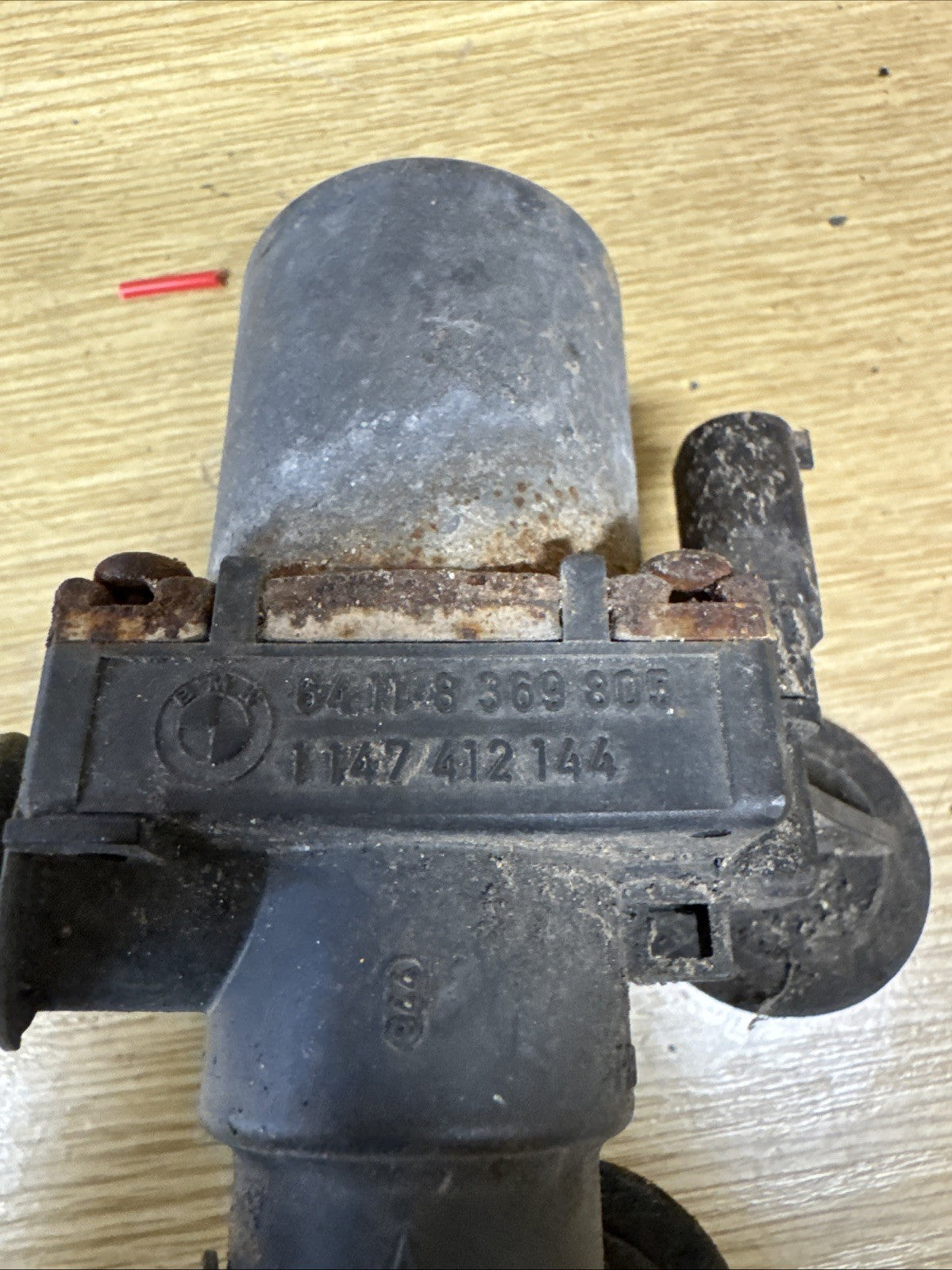 Genuine OEM BMW E46 E39 E83 E52 3 5 X3 Z8 Series Heater Control Valve 8369805
