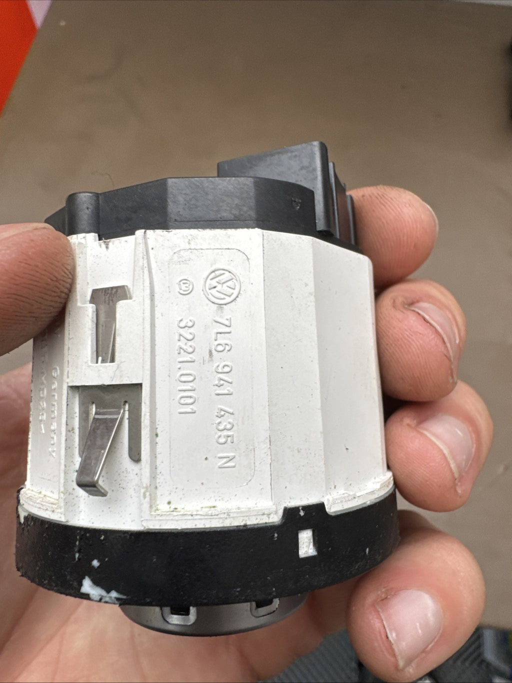 2005 VOLKSWAGEN TOUAREG MK1 5DR 3.0 DIFFERENTIAL LOCK CONTROL SWITCH 7L6941435N