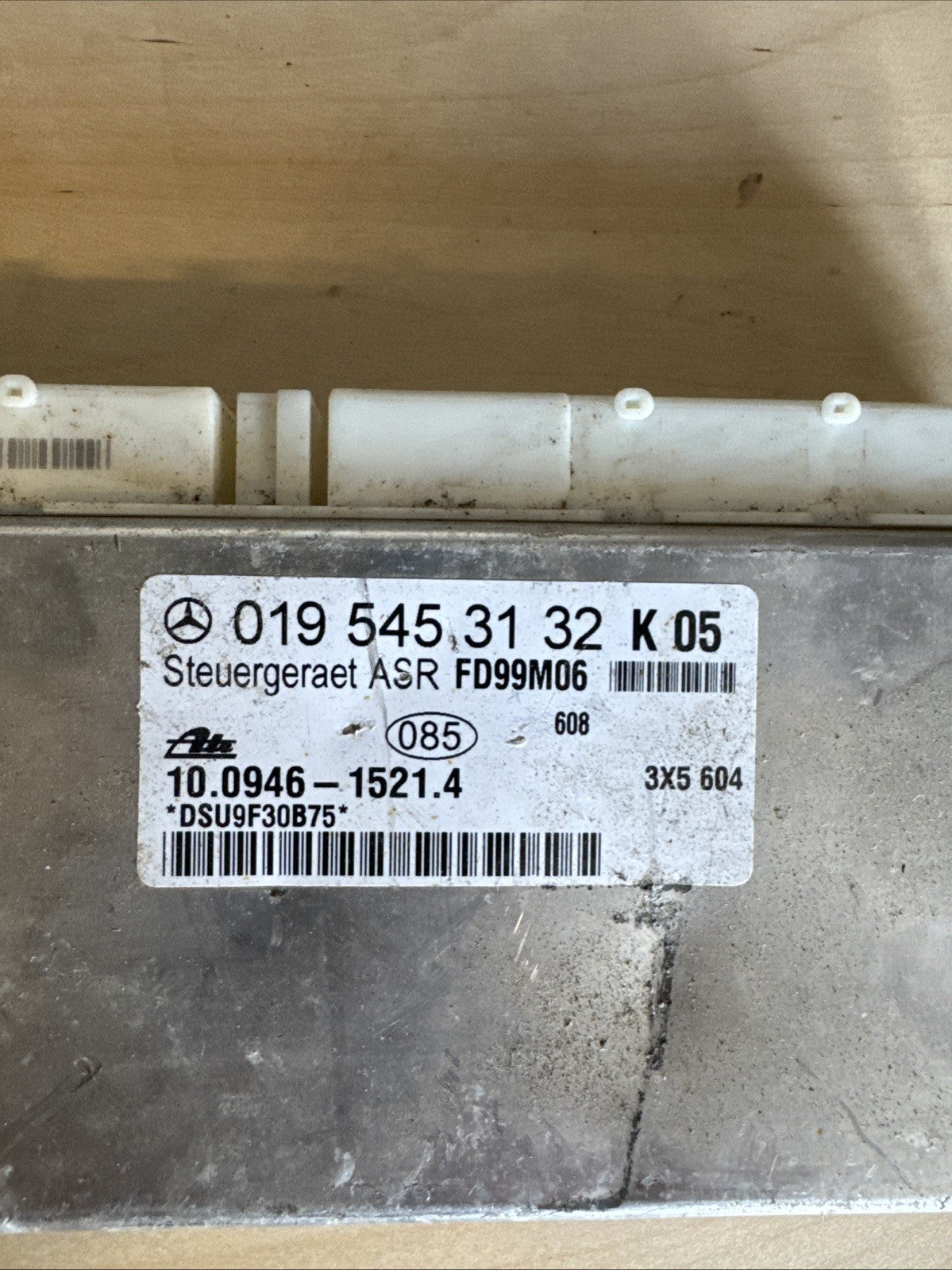 2000 MERCEDES SLK 230K ENGINE CONTROL MODULE 0195453132