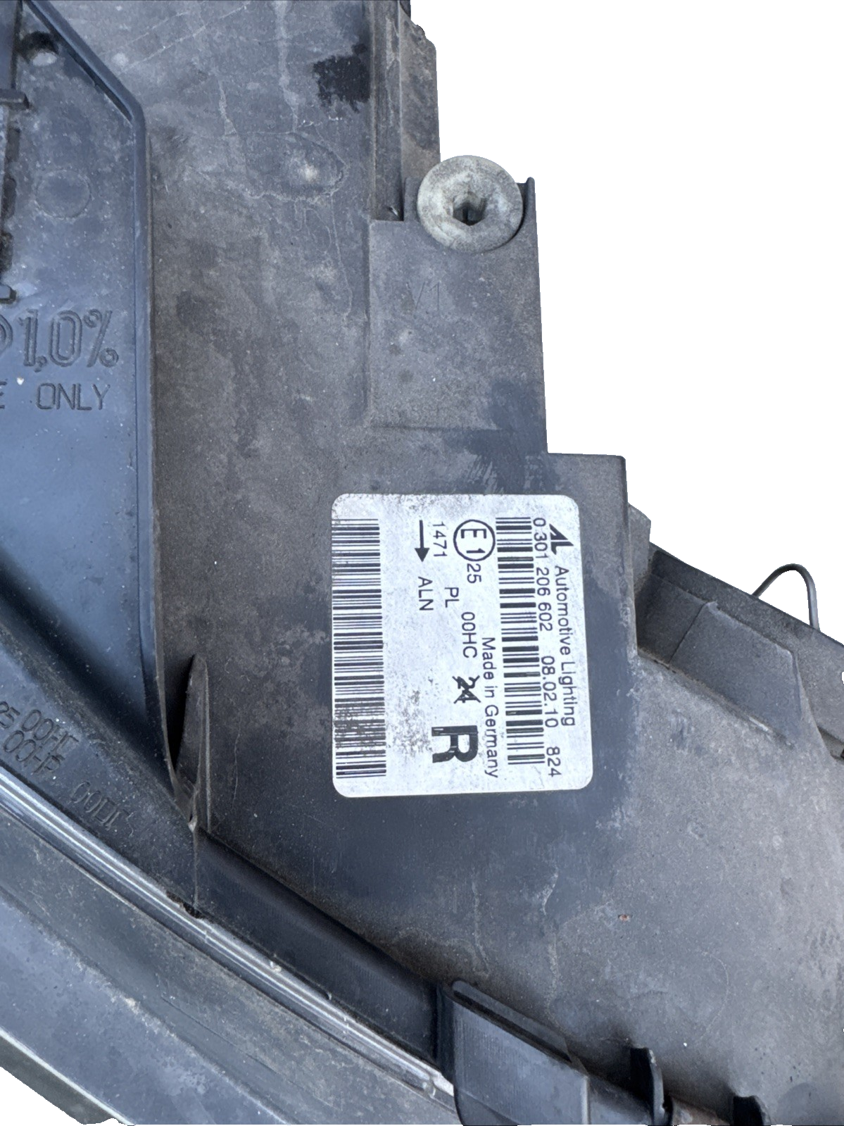GENUINE AUDI A3 2003-2008 (2005) RIGHT OFFSIDE OS DRIVERS HEADLIGHT  0301206602