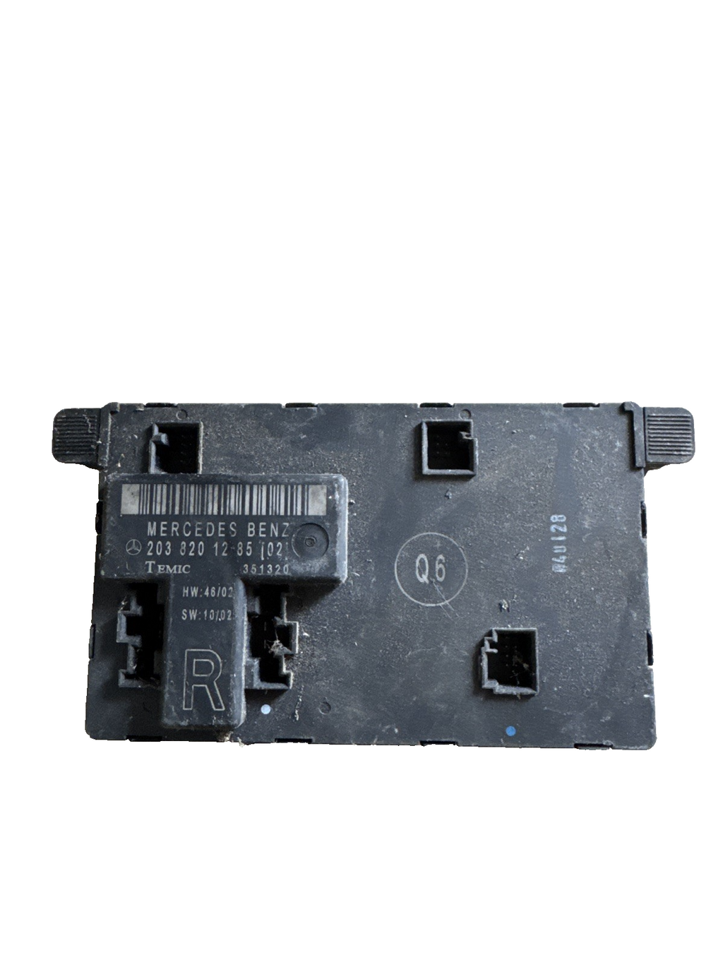 MERCEDES-BENZ C Class W203 Door Control ECU Module Front Right A2038201485
