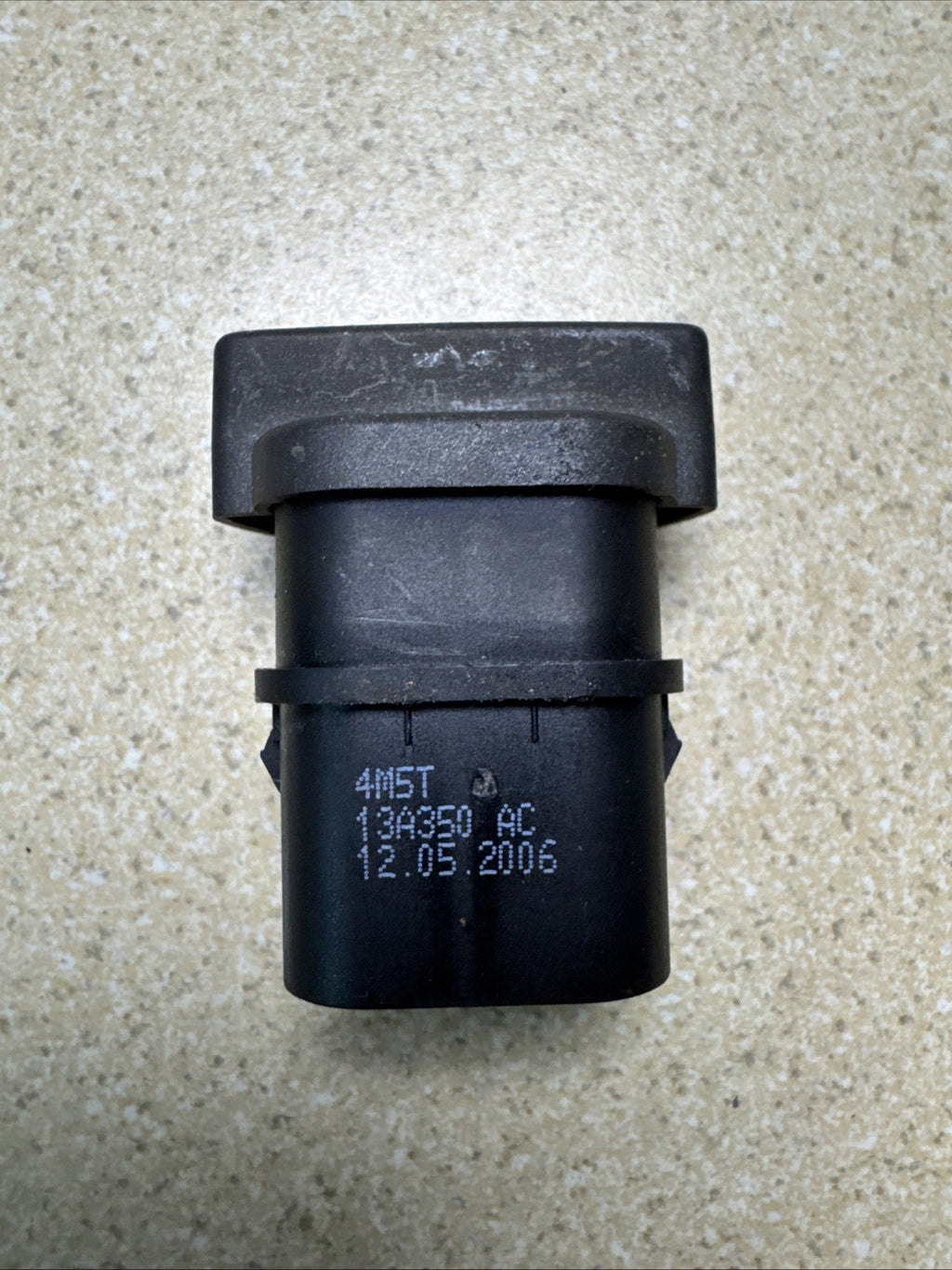 FORD FOCUS MK2 (05-07) HAZARD LIGHT SWITCH BUTTON 4M5T13A350AC + FIESTA MK6.5
