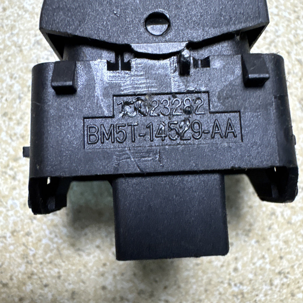 FORD FOCUS MK3 ELECTRIC WINDOW  SWITCH  BM5T14529AA