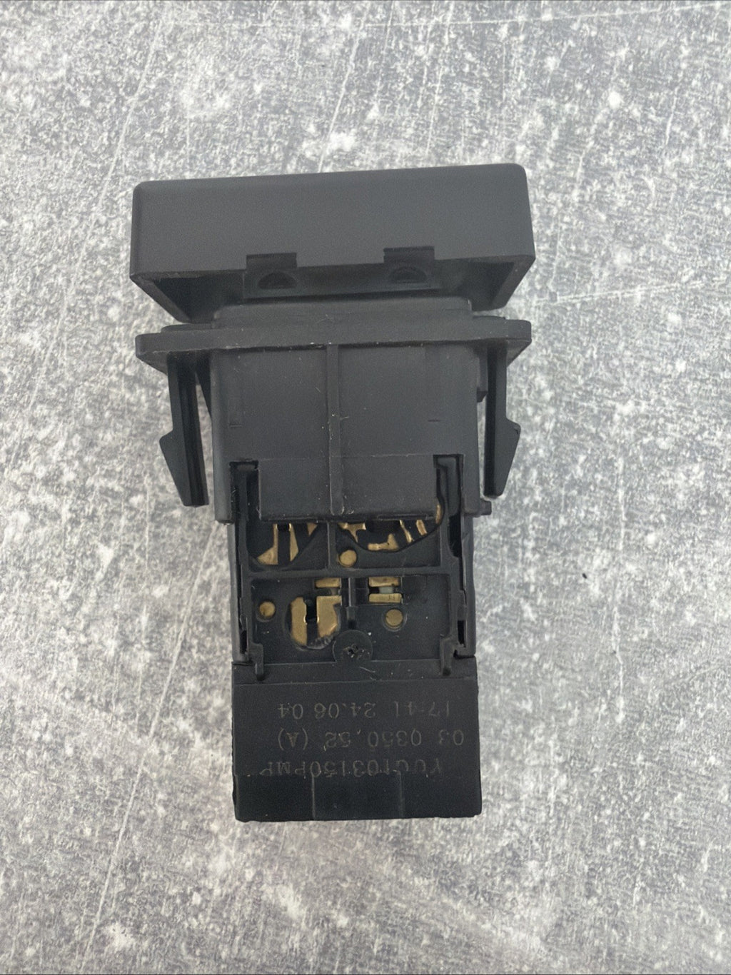 Rover 45 MG ZS 1999-03 Air circulation switch YUG103150PMP
