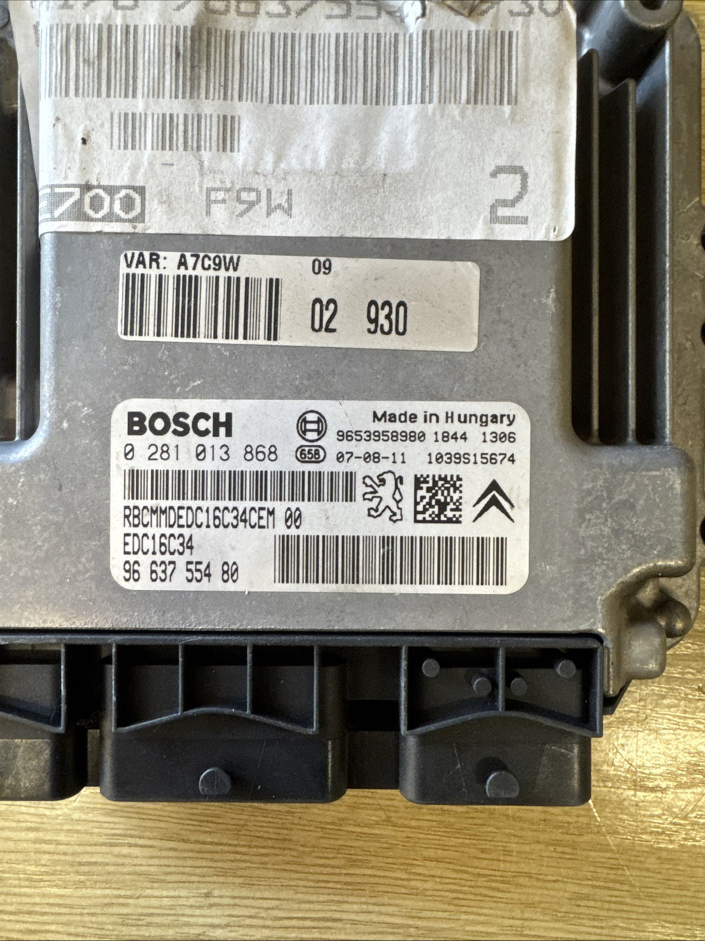 PEUGEOT 207 2007 1.6L DIESEL Engine control unit ECU 0281013868 9653958980