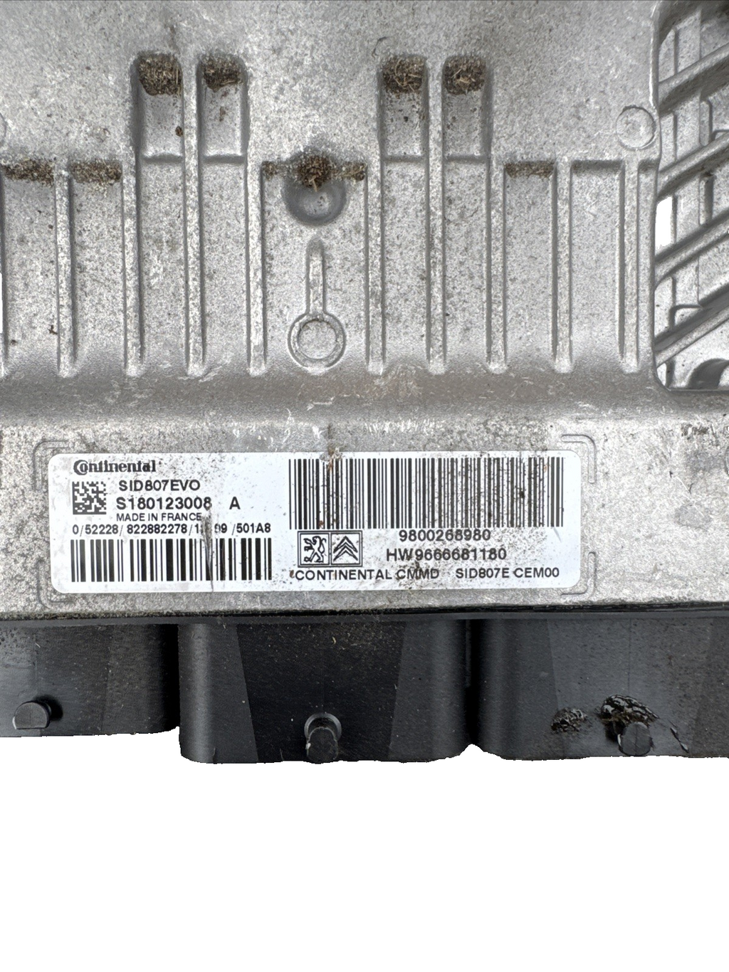 PEUGEOT 3008 ENGINE MANAGEMENT CONTROL ECU 9800268980 MK1 2013