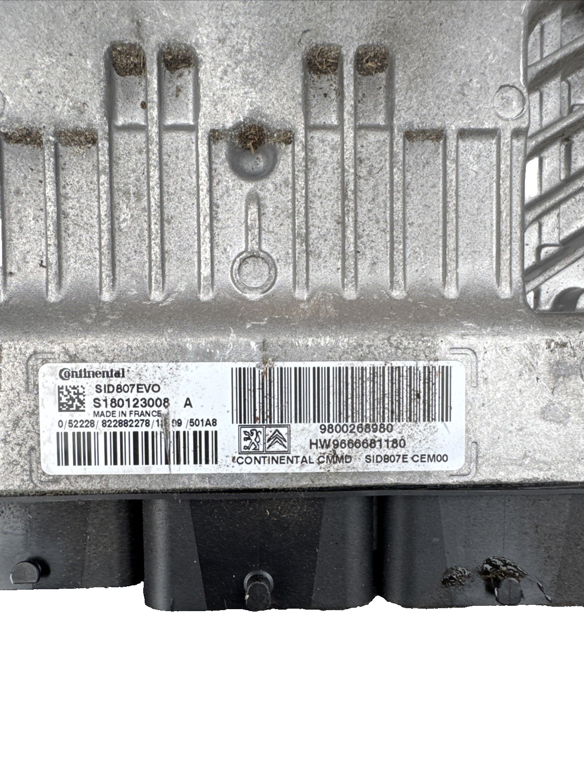 PEUGEOT 3008 ENGINE MANAGEMENT CONTROL ECU 9800268980 MK1 2013