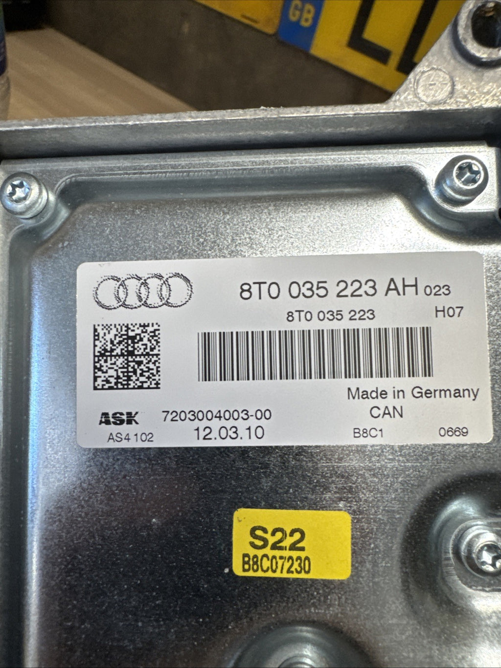Audi A4 A5 A6  8T0035223AH Radio Amplifier