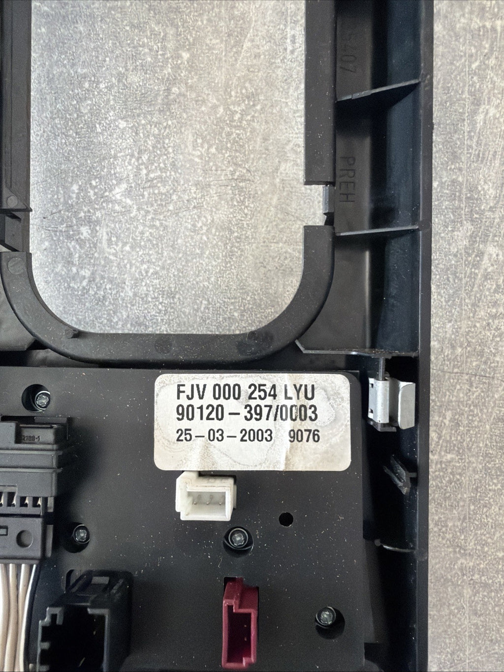 Range Rover L322 Gear Selector Surround & Switch Panel FJV000254LYU