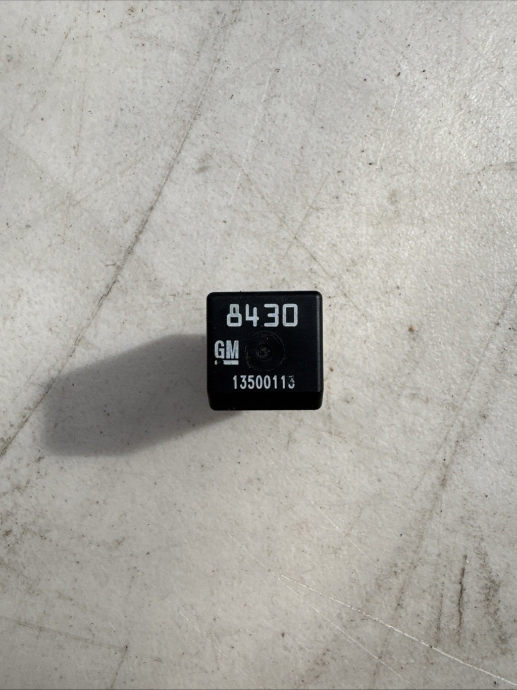 527-Vauxhall Opel Chevrolet /05-16 4-Pin Black Mini Relay GM 13500113 8430