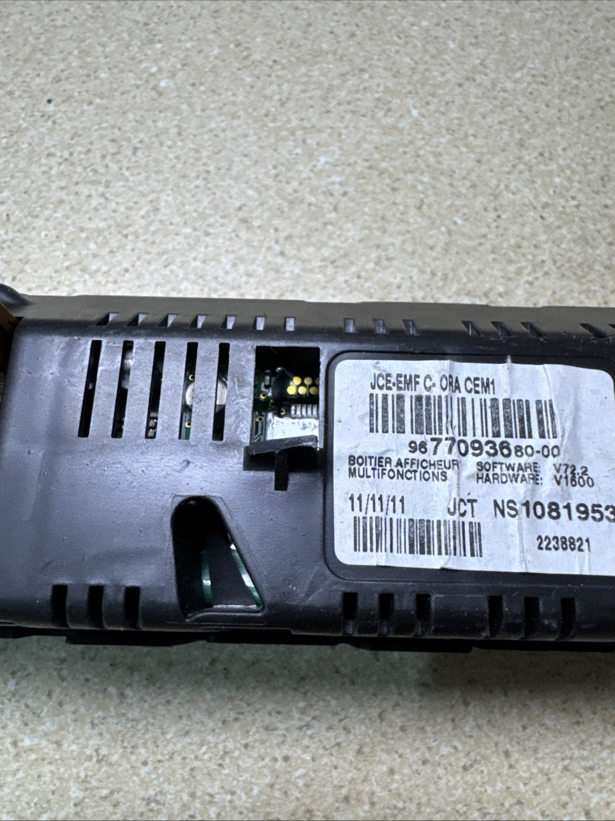 09-16 CITROEN DS3 1.6HDI DV6DTED-9HR DISPLAY SCREEN 9677093680