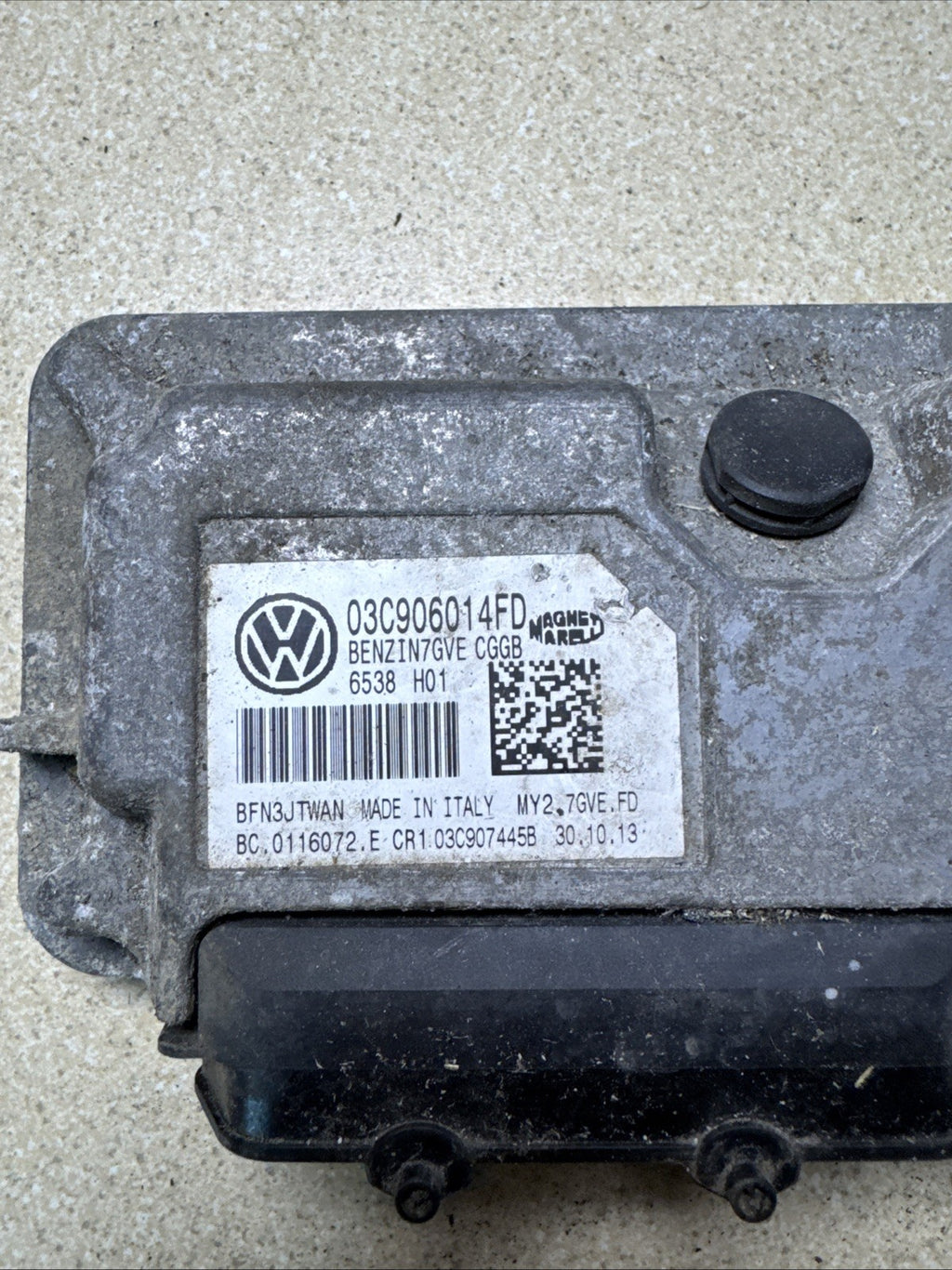 VOLKSWAGEN VW POLO 6R 2013 1.4 8V 85 BHP CGG ENGINE ECU 03C906014FD