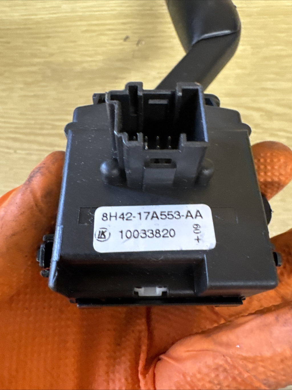2009 LAND ROVER RANGE ROVER SWITCH WIPER 8H4217A553AA