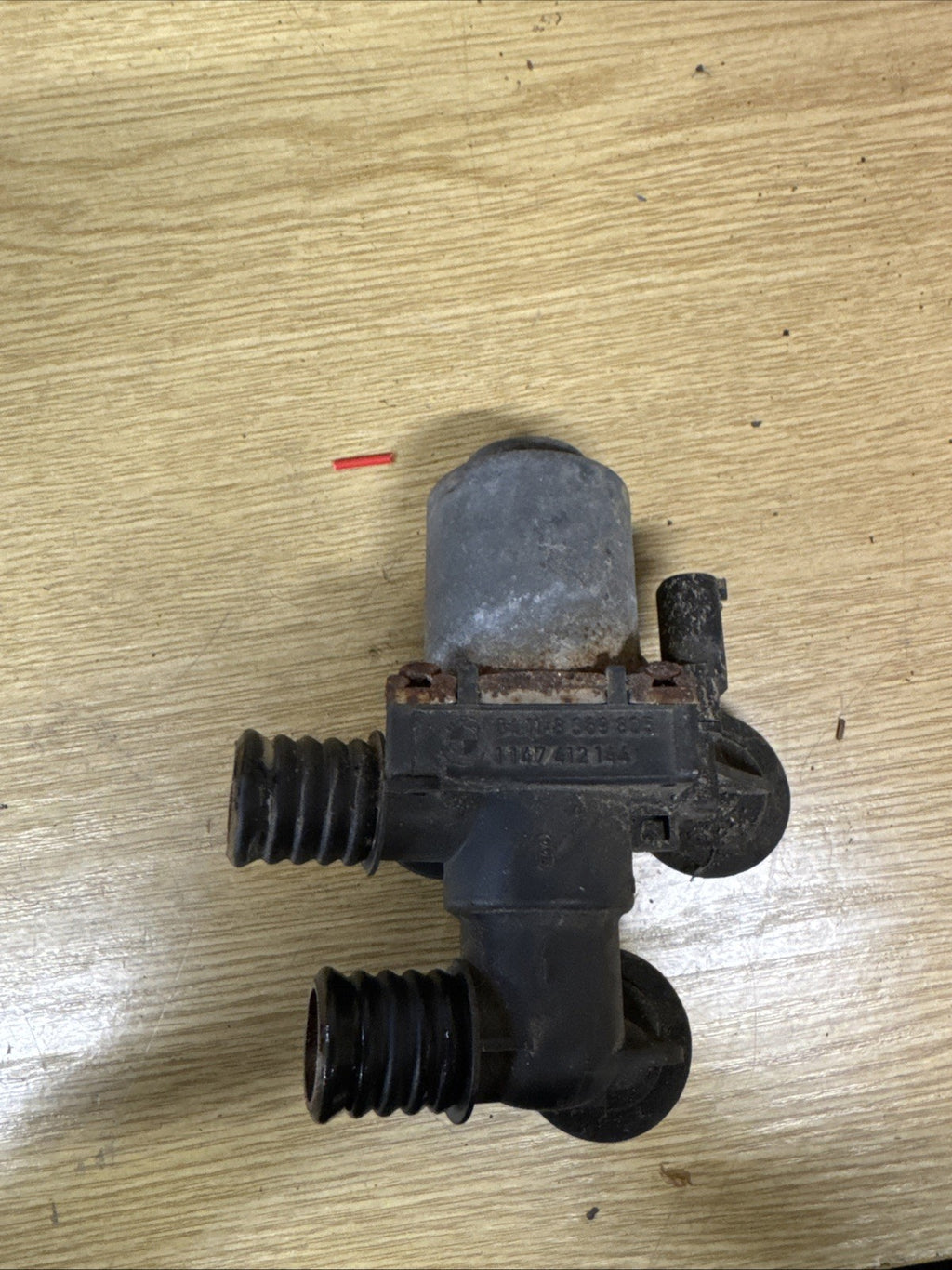 Genuine OEM BMW E46 E39 E83 E52 3 5 X3 Z8 Series Heater Control Valve 8369805