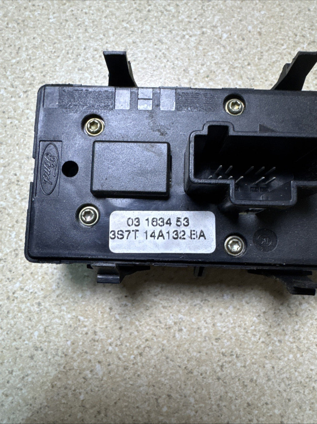 3S7T14A132BA Ford Mondeo MK3 Genuine Electric Window Regulator Lifter Switch