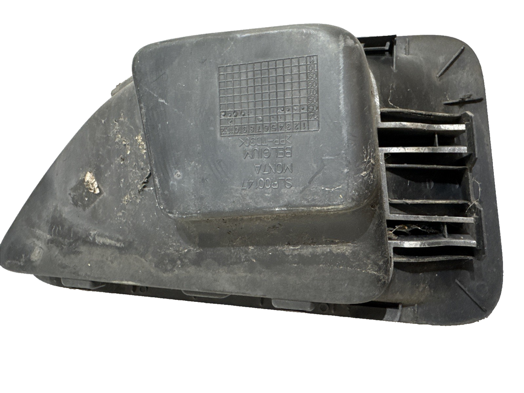 RANGE ROVER SPORT DISCOVERY 3 LEFT PASSENGER SIDE GRILL AIR VENT JAK500230XXX