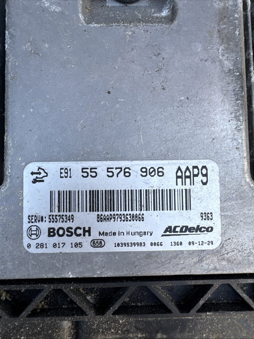 0281017105 Vauxhall Insignia 08-13 2.0 CDTI Engine Control Unit ECU 55576906