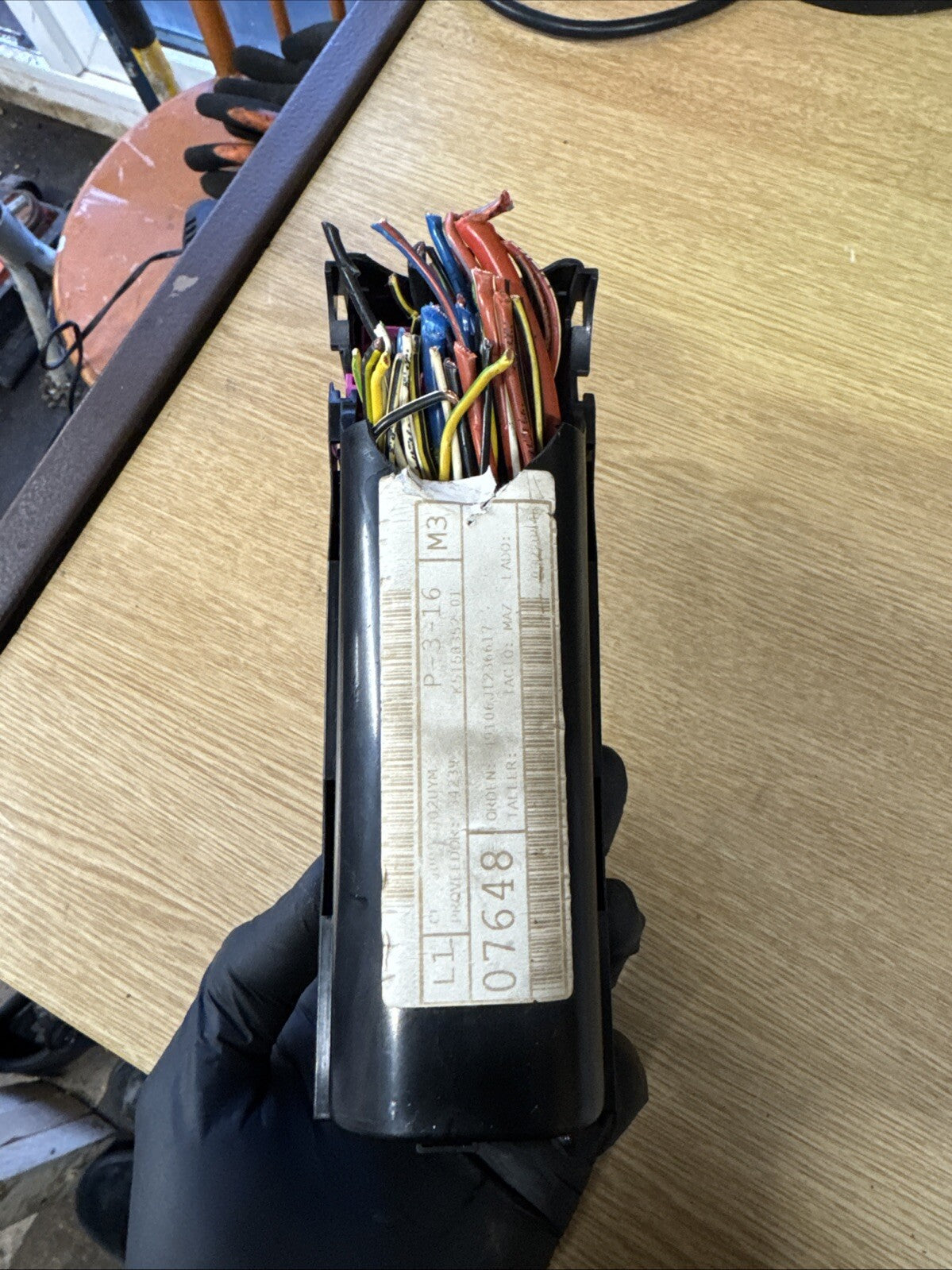 SEAT IBIZA 2014   INTERNAL FUSE BOX / FUSEBOX  08-2017