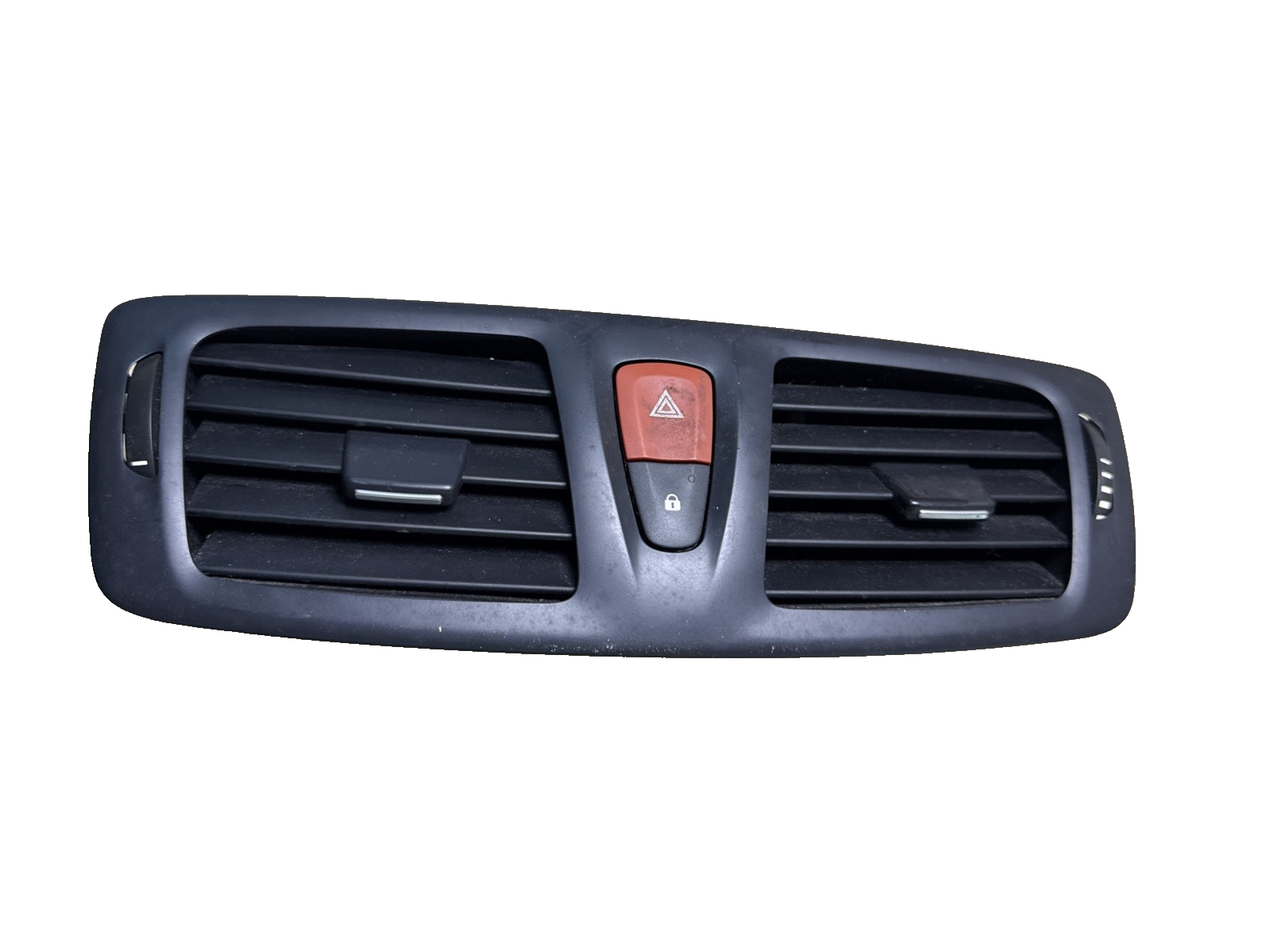 Renault Megane III 2011 dash centre air vent grill 1841001