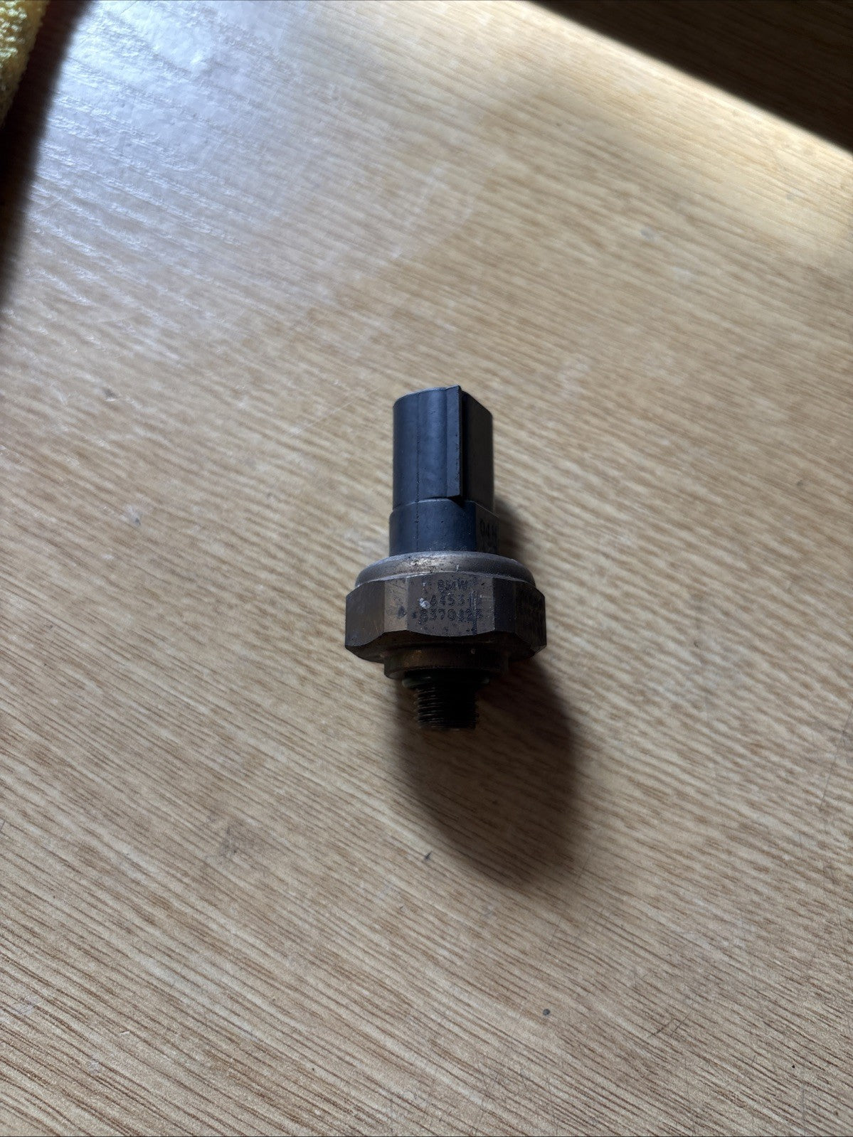 BMW E60 5-Series 2.5D A/C Pressure Sensor 8370625 499000-7111 used 2008