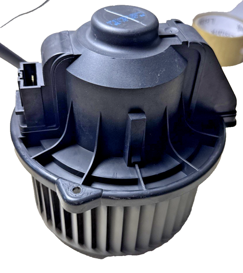 Land Rover Discovery 3 L319 Heater Blower Motor Unit 2,7 Diesel MF016070-0880