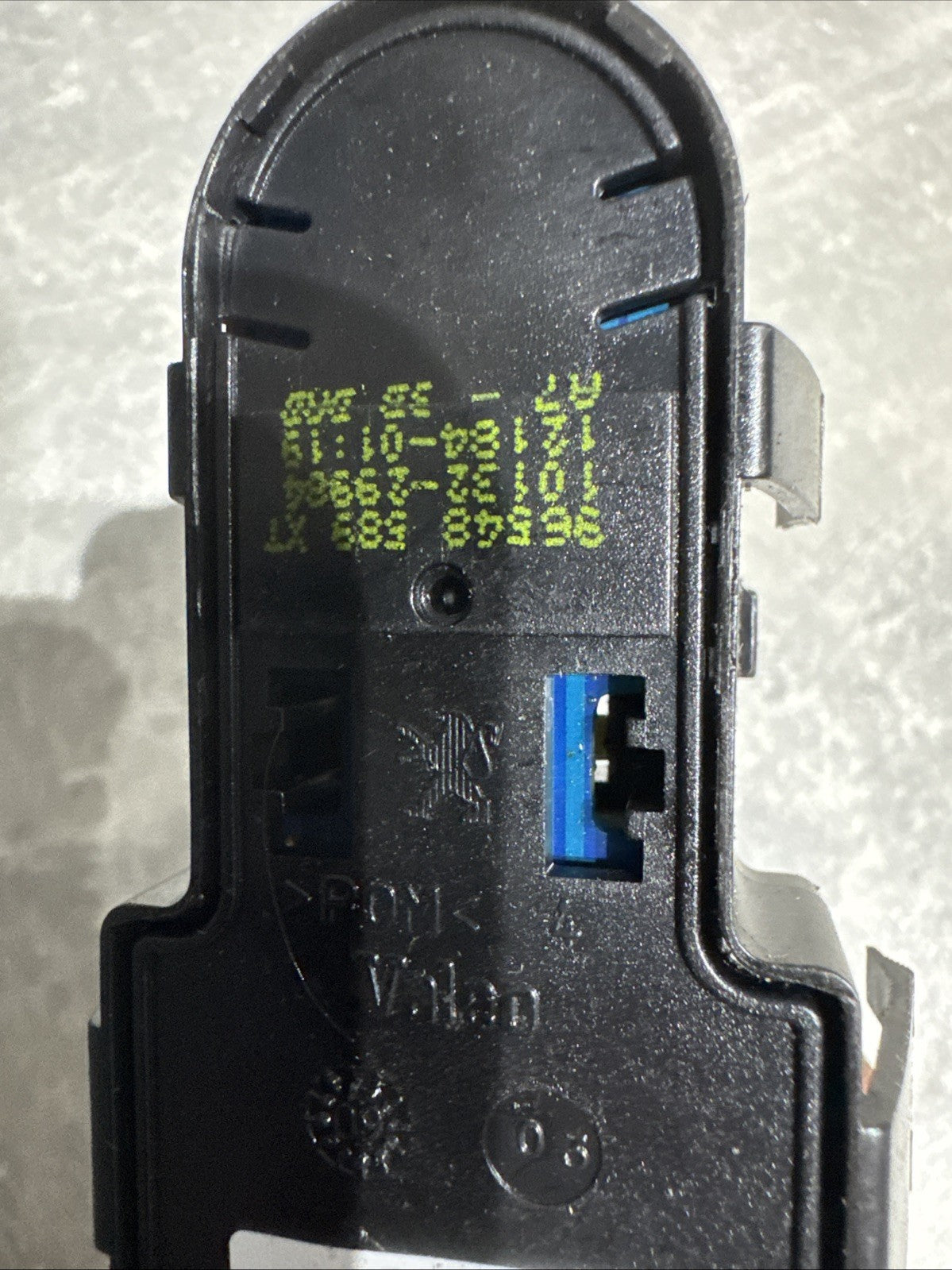 2011 PEUGEOT 207 ENVY MK1 (Ph2) 3DR PETROL DRIVER FRONT WINDOW SWITCH 96548589XT