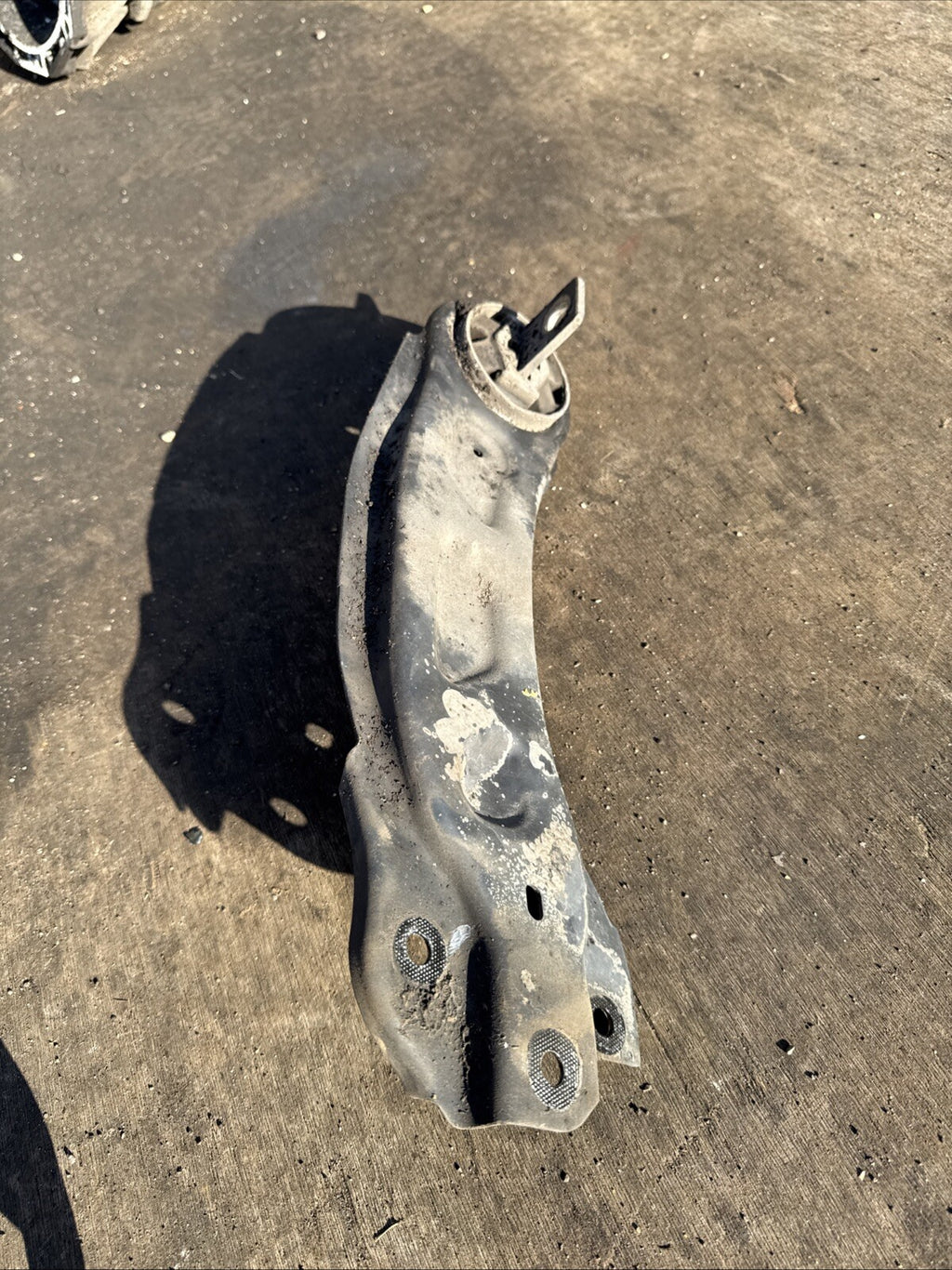 MERCEDES A-CLASS A180 W176 NEARSIDE REAR TRAILING ARM