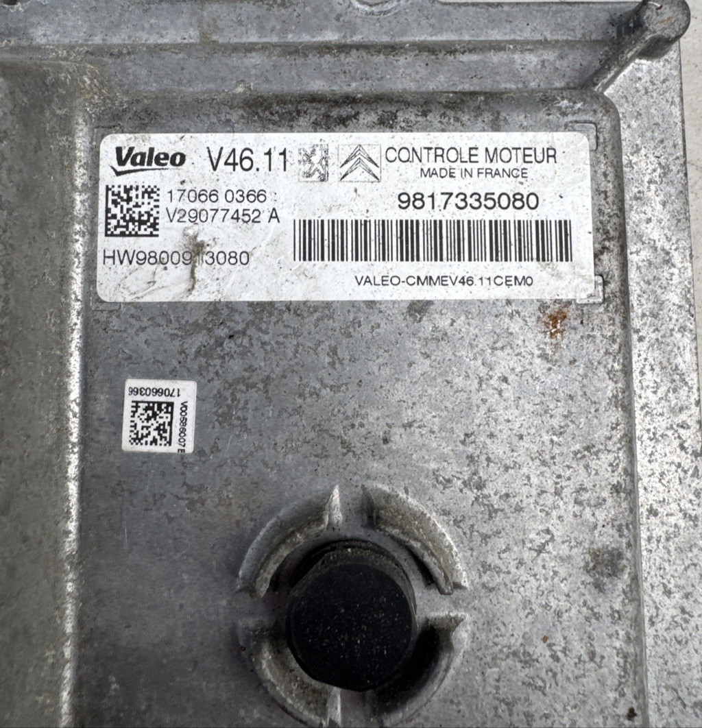 CITROEN C3 ENGINE CONTROL MODULE ECU 1.2 PETROL MANUAL MK3 2016-2021 9817335080