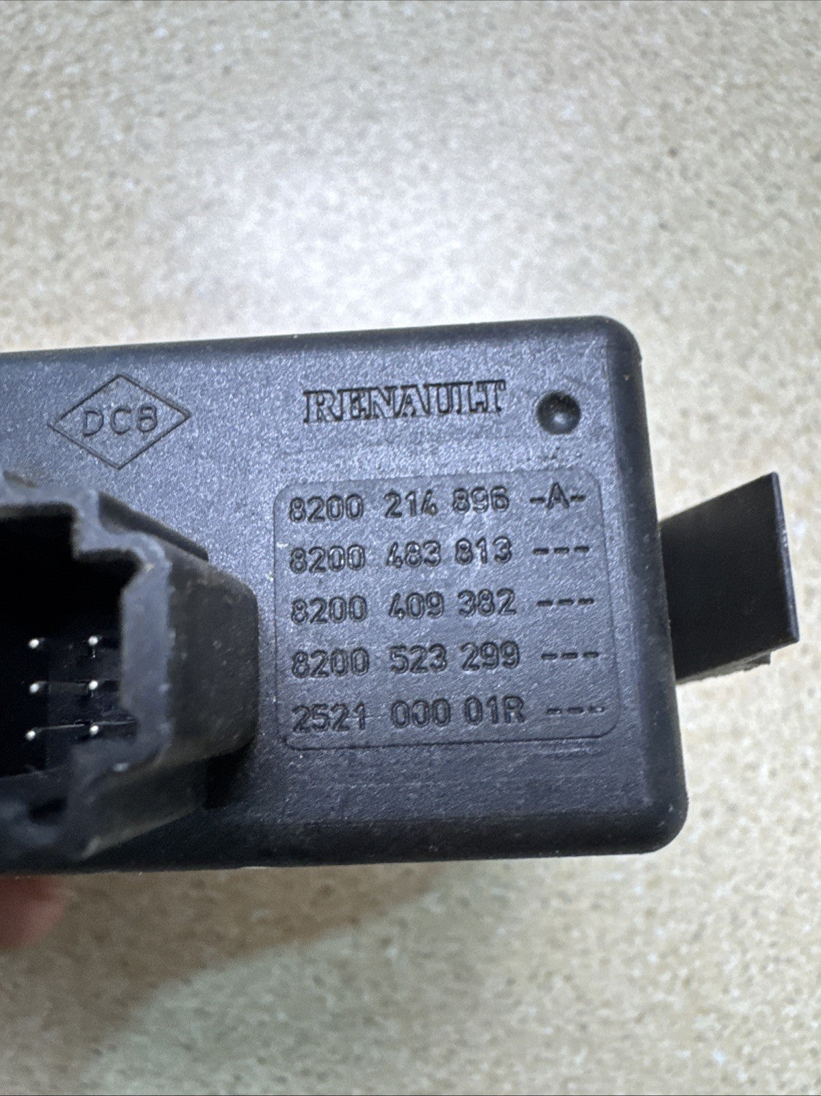 Renault Clio MK3 + Modus 2005-2012 Hazard Warning Central locking Switch Button