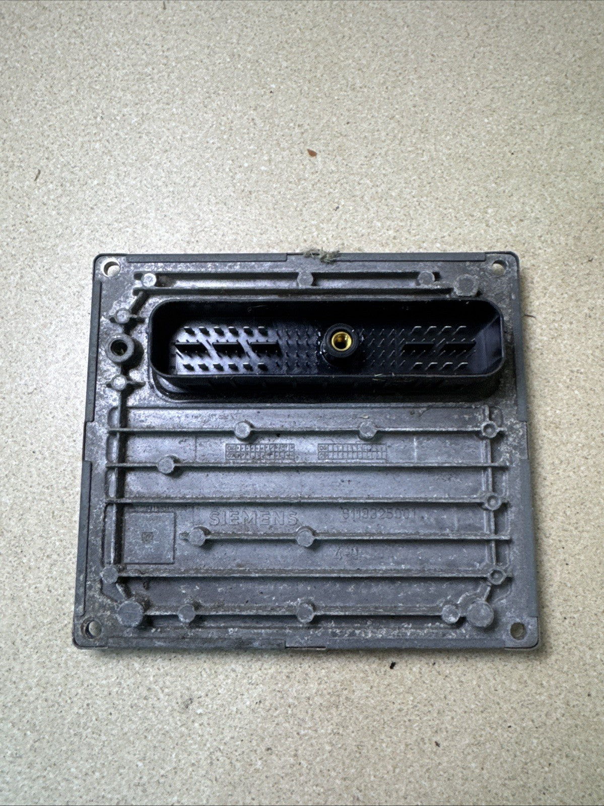2011 FORD FOCUS ENGINE CONTROL MODULE ECU 7M5112A650AFB S118934202
