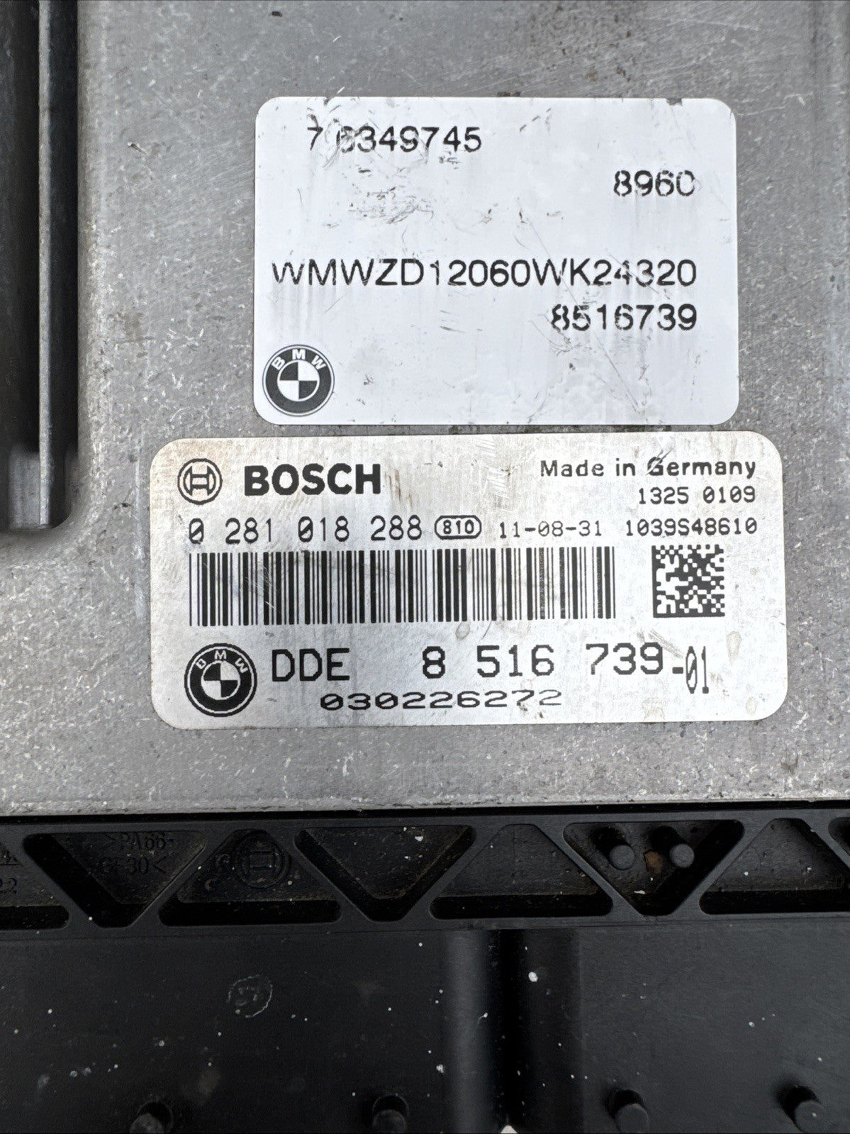 2011 MINI CONVERTIBLE 1.6 Cooper D 2DR R57 CONVERTIBLE ENGINE ECU DDE8516739