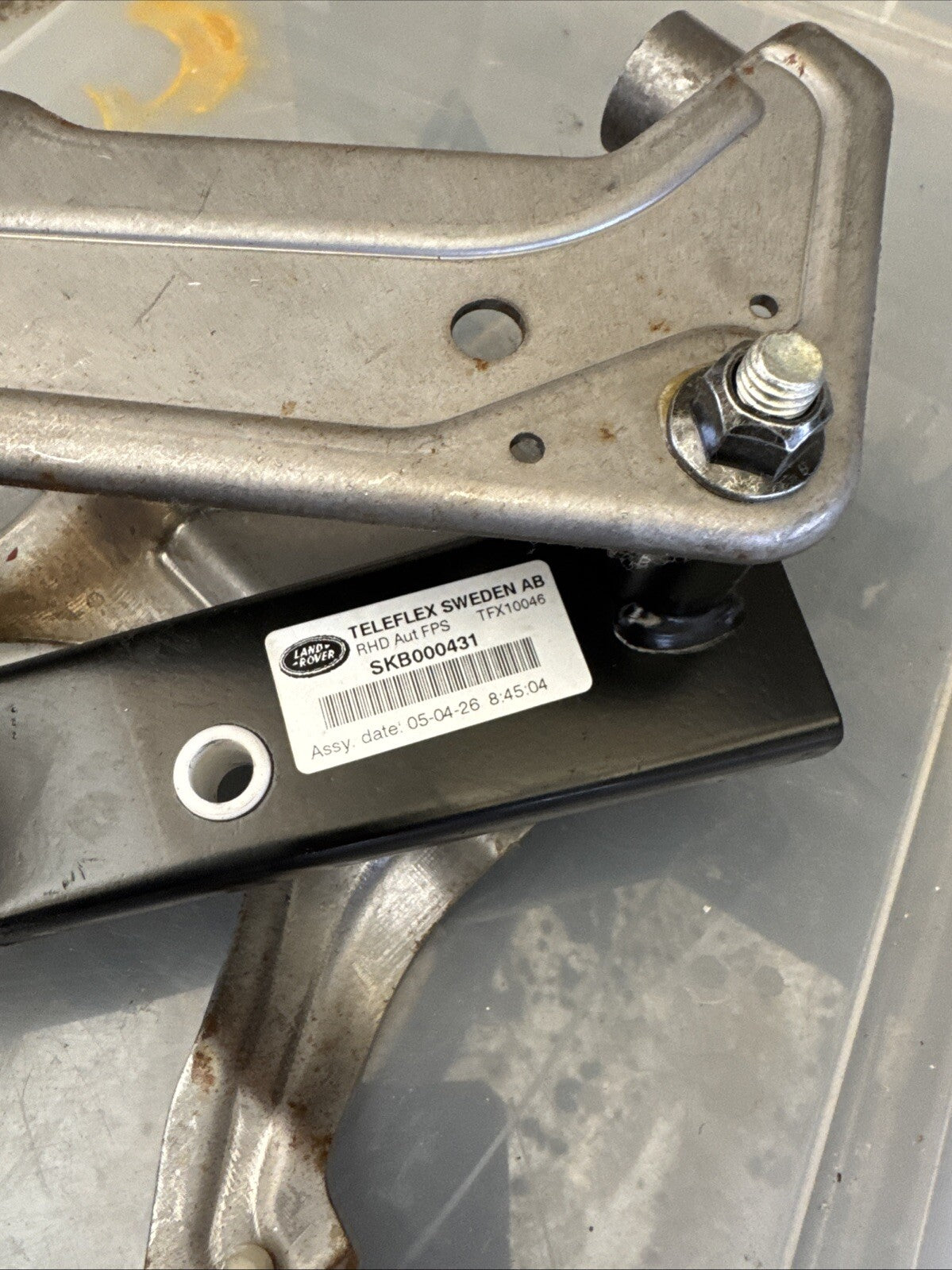 LAND ROVER DISCOVERY 3 AUTO BRAKE PEDAL UNIT SKB000431