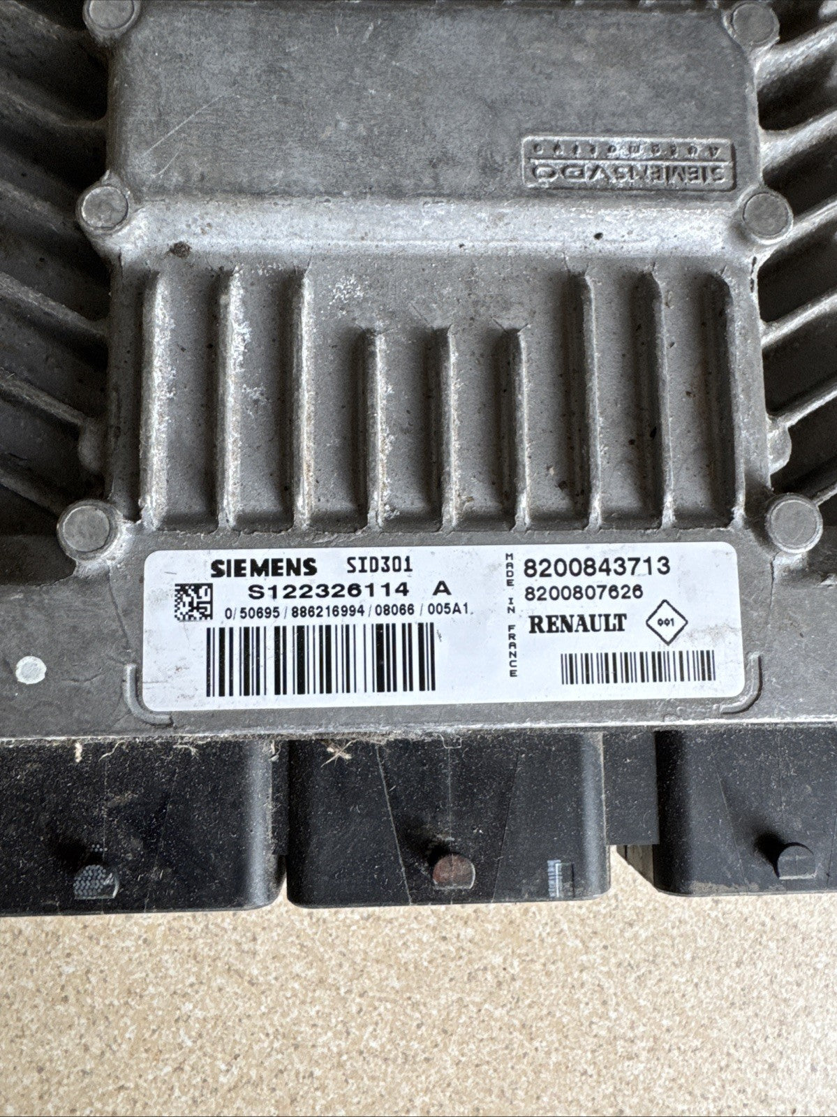 2009 RENAULT MEGANE HATCHBACK 1.5 DCi ENGINE CONTROL ECU 8200843713 S122326114A