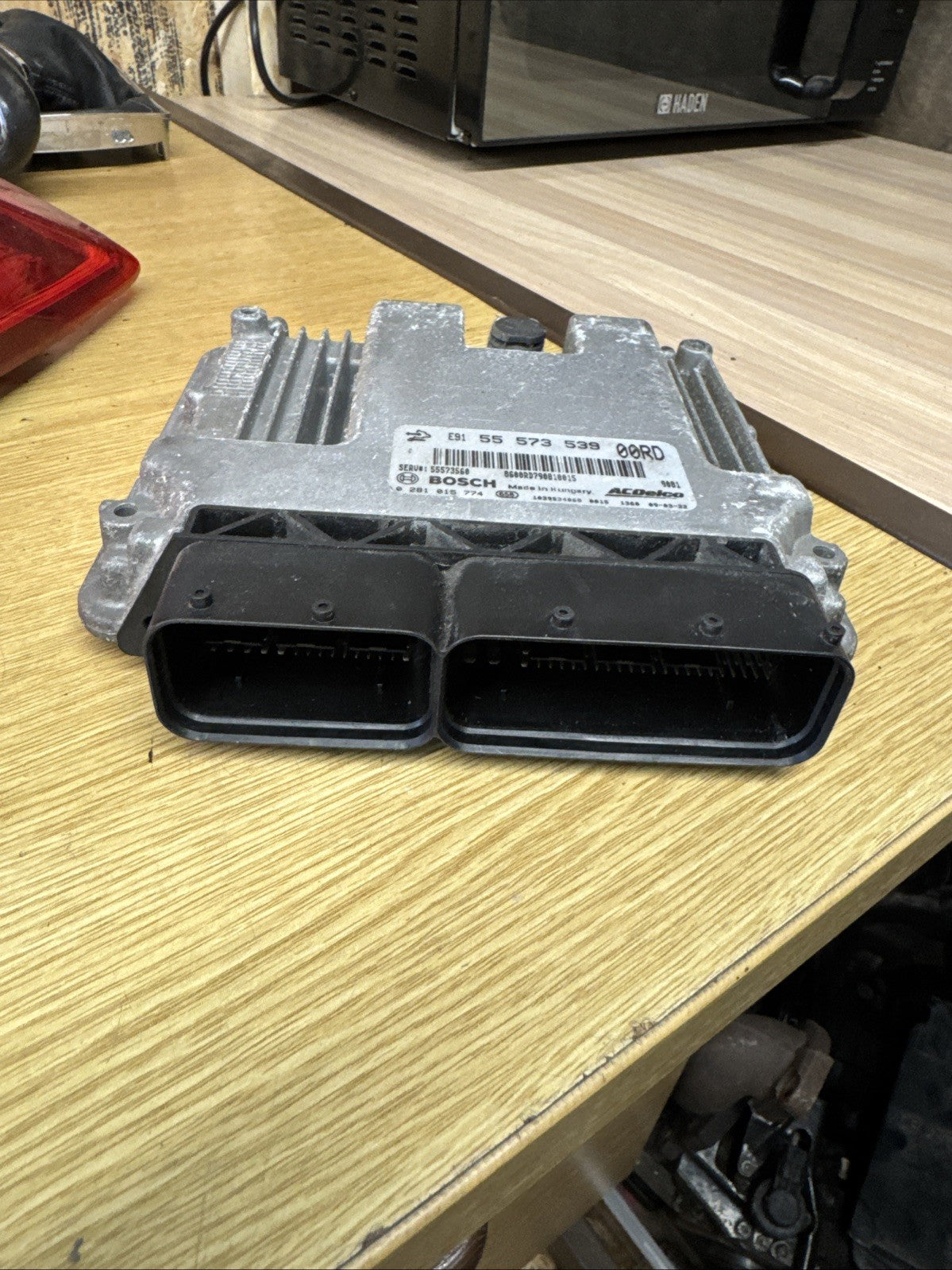 2010 VAUXHALL INSIGNIA 2.0 CDTI ENGINE CONTROL UNIT ECU 55573539