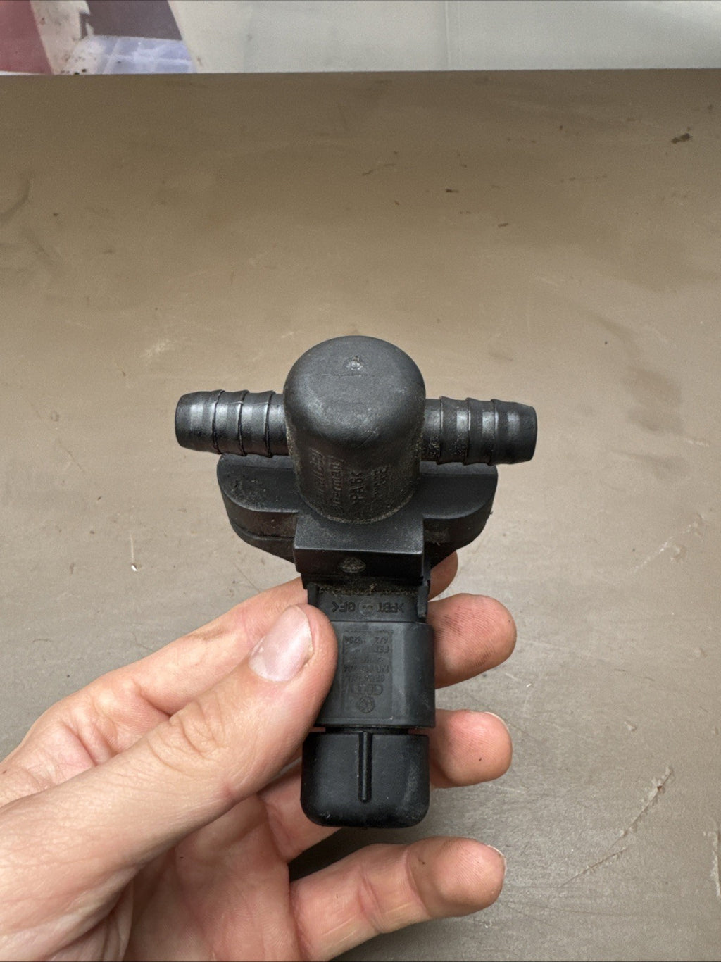 AUDI VW AIR PRESSURE MAP SENSOR 036906051C 0261230053