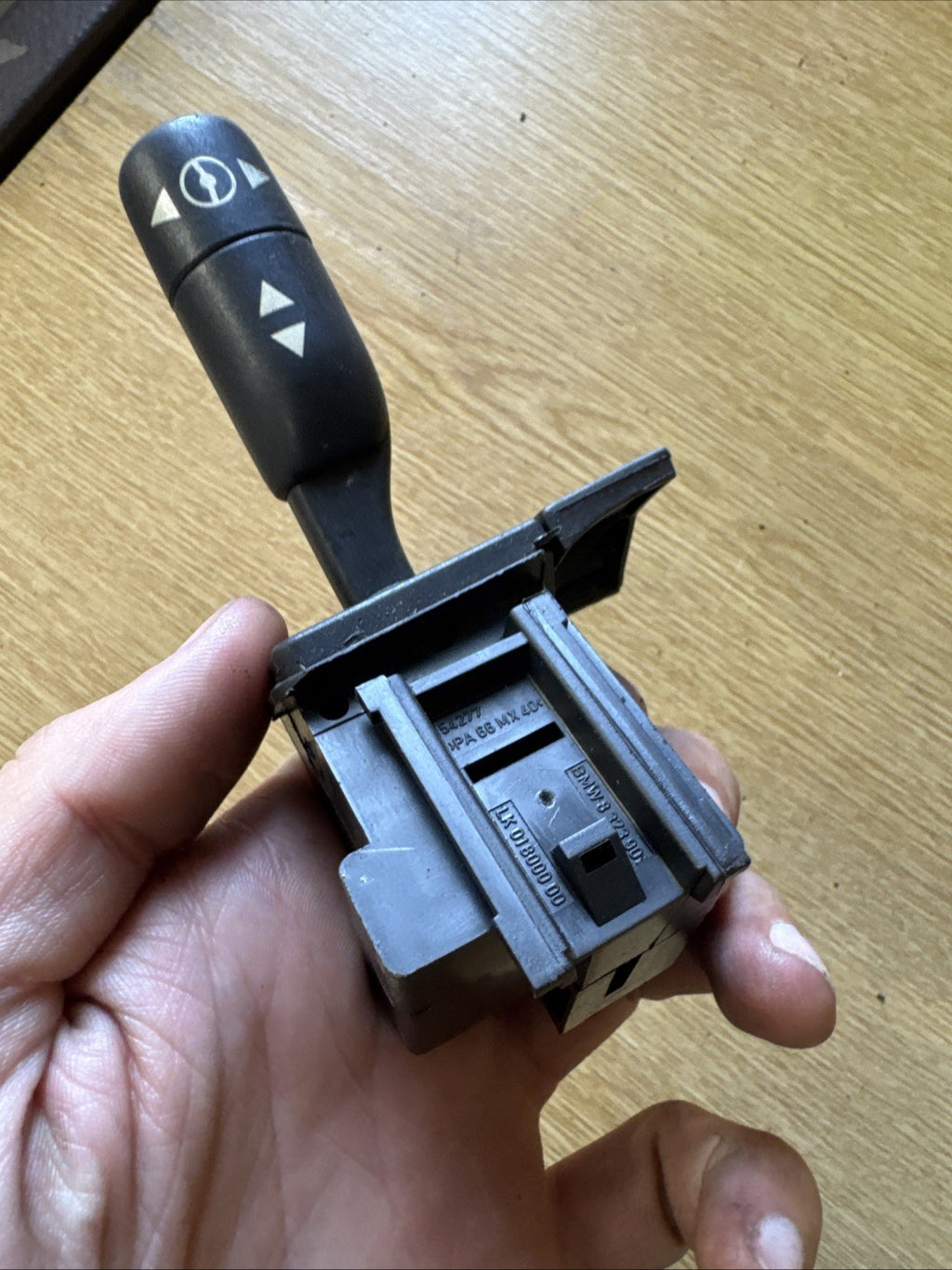 RANGE ROVER L322 2006-2009 STEERING COLUMN ADJUSTER SWITCH 8h426465AA