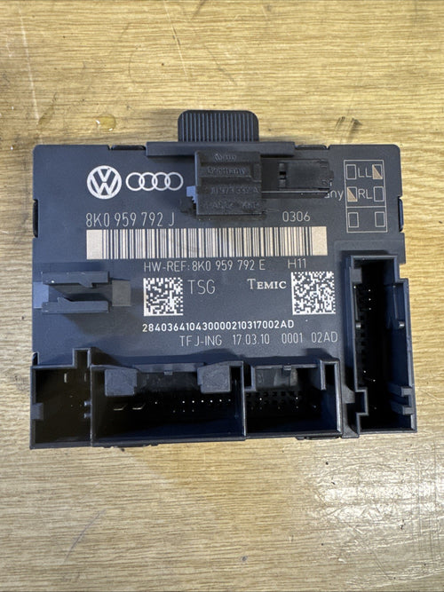 2010 AUDI A4 2.0 S LINE MK4 4DR SALOON PASSENGER SIDE DOOR MODULE 8K0959792J