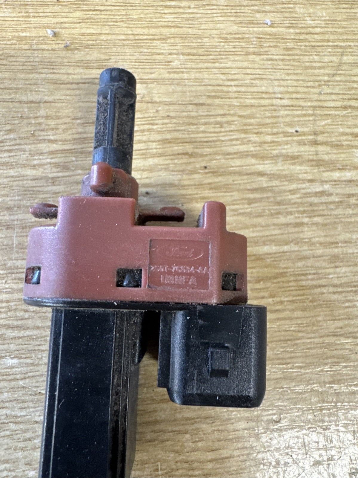 GENUINE FORD FIESTA FUSION TRANSIT CLUTCH PEDAL SWITCH 2S6T 7C534 AA / 1143409