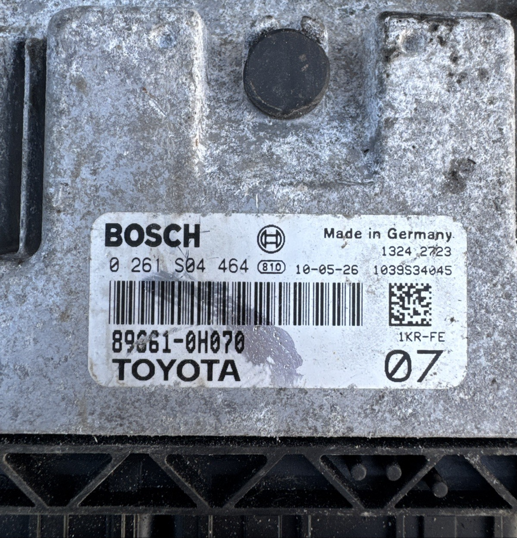 TOYOTA  AYGO AB10 05-14 ENGINE CONTROL UNIT MODULE ECU 0261S04464 89661-0H070