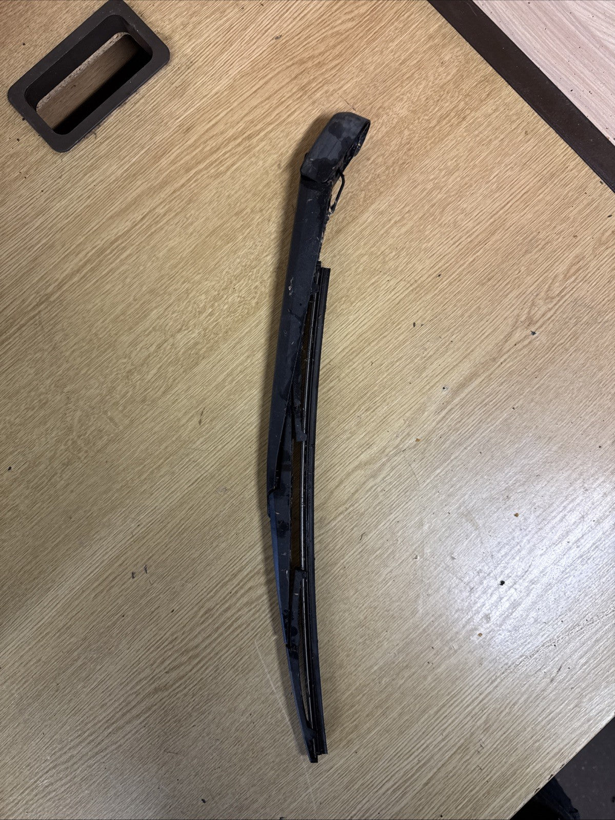 MAZDA CX-5 WIPER ARM Mk2 (KF)  PART NUMBER DKB500720 - REAR (*) 5 Door Estate 17