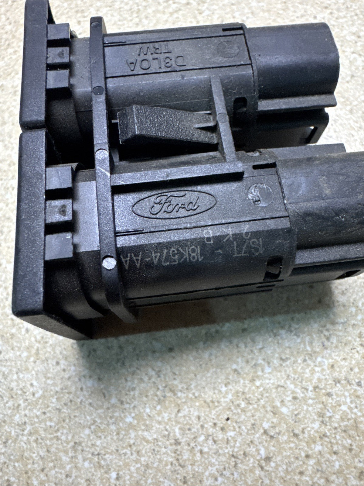 MONDEO MK3 HEATED SCREEN SWITCHES 1S7T-18K574-AA